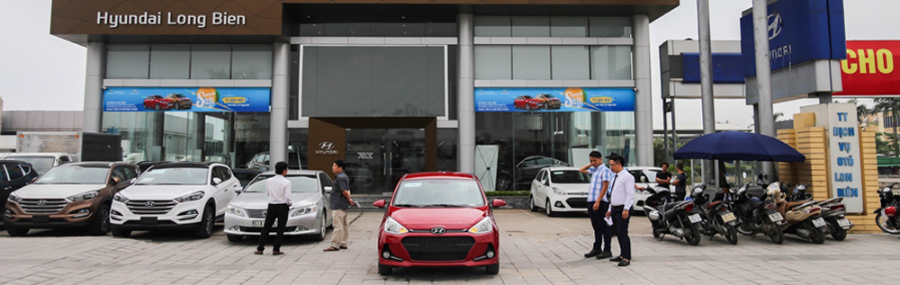 showroom-trang-chu-2.jpg